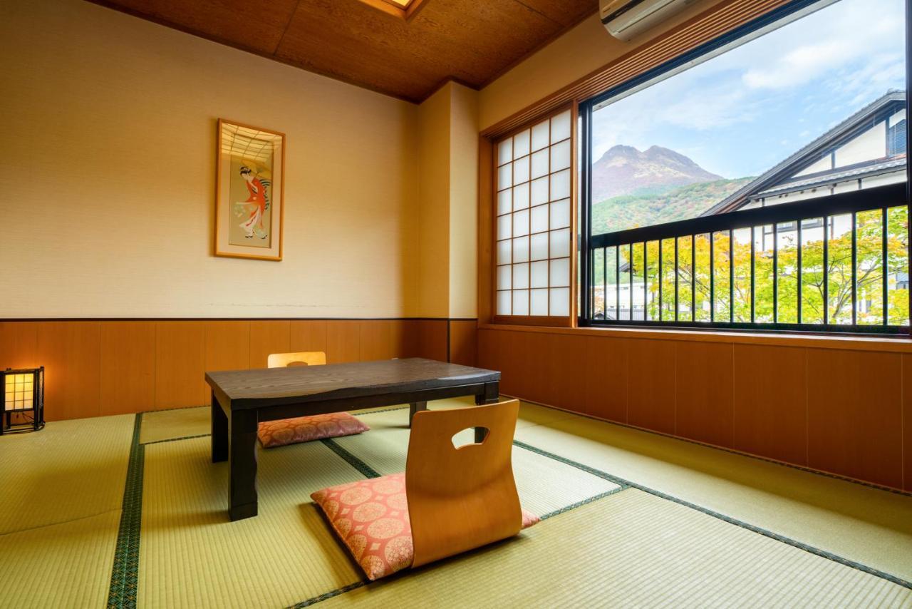 Отель Yawaragi-No-Sato Yadoya Юфу Экстерьер фото